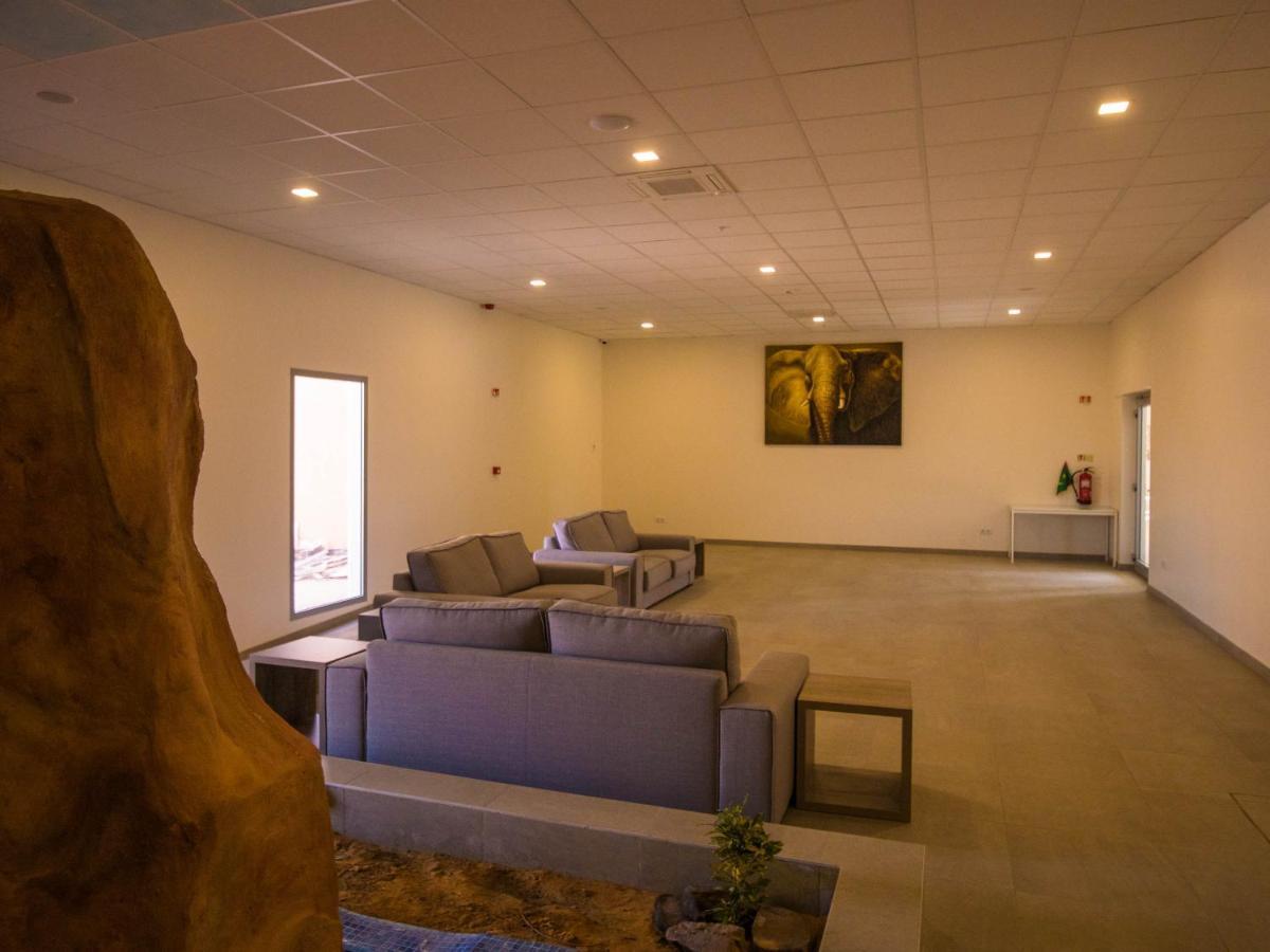 Hotel Monotel Dar El Barka Nouakchott Dış mekan fotoğraf